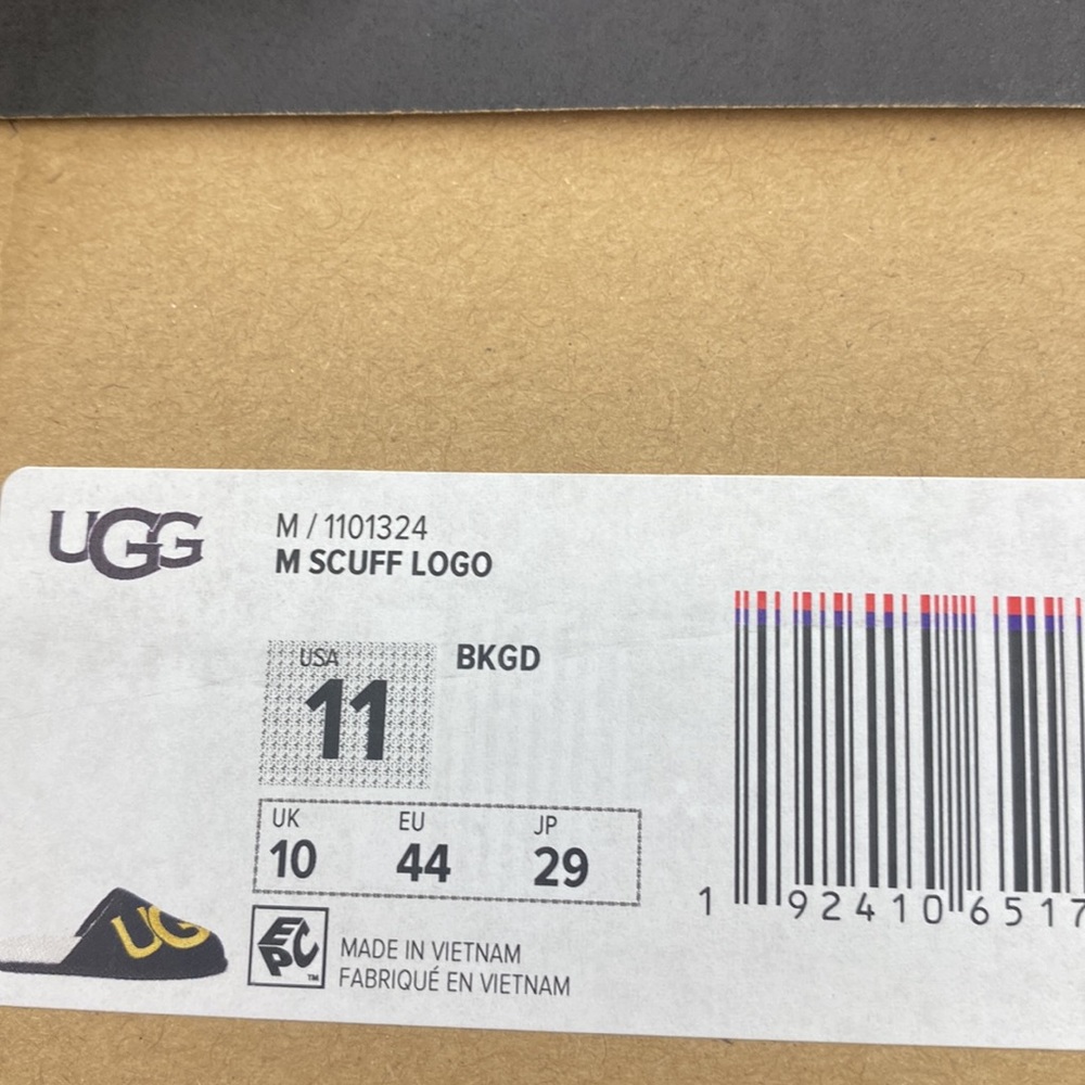 NWT UGG slippers for men black with gold logo sizes 11;12&13 - Picture 5 of 10